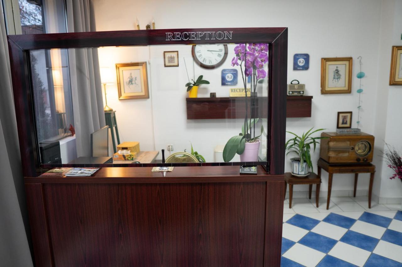The Only One Apartments นิส ภายนอก รูปภาพ